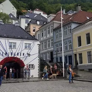 Vetrlidsalmenningen , Bergen Noruega