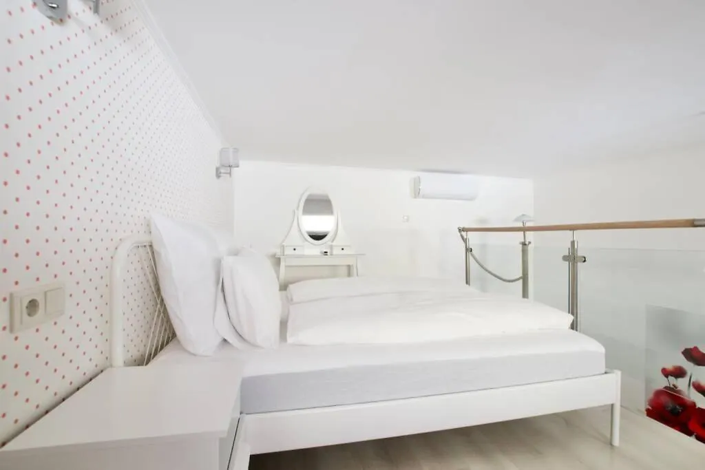 Standard Apartment By Hi5- Rose Street'S Home Budapest